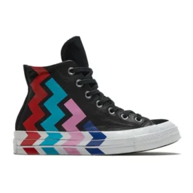 Chuck 1970s Negru