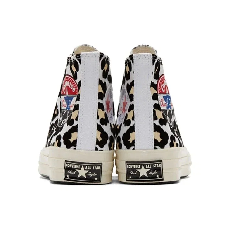 Chuck 70 Hi „Logo Play – Desert Ore” Chuck 70 Hi „Logo Play – Desert Ore”