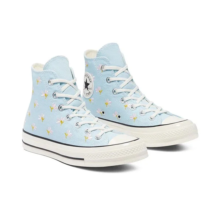 Chuck 70 High „Embroidered Floral Print – Chambray Blue” Chuck 70 High „Embroidered Floral Print – Chambray Blue”