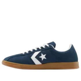Chuck Taylor All Star Classic Trainer Suede „Navy”