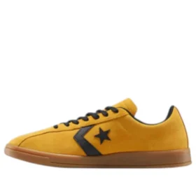 Chuck Taylor All Star Classic Trainer Suede „Yellow”