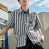 Cămașă cu mâneci scurte și dungi, cu nasturi, mărimi asiatice „Albastru”