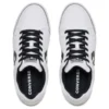 El Distrito 2.0 „White Black”