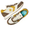 Omega Trainer „Egret Grounded Sunny Angle”