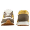 Omega Trainer „Egret Grounded Sunny Angle”