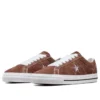 One Star Pro „Dark Clove White”