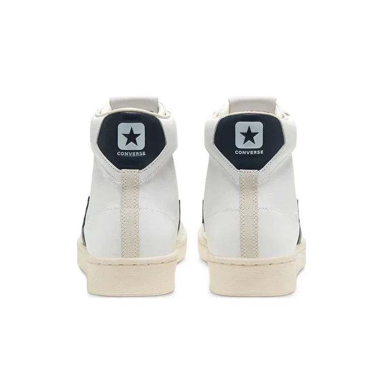 Pro Leather Mid „Raise Your Game” Pro Leather Mid „Raise Your Game”